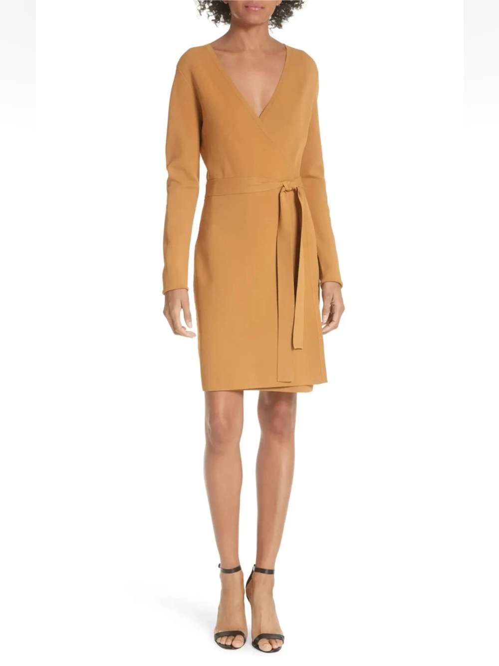 NWT DVF V-Neck Knit Wrap Dress Honey Beige in Honey Size P